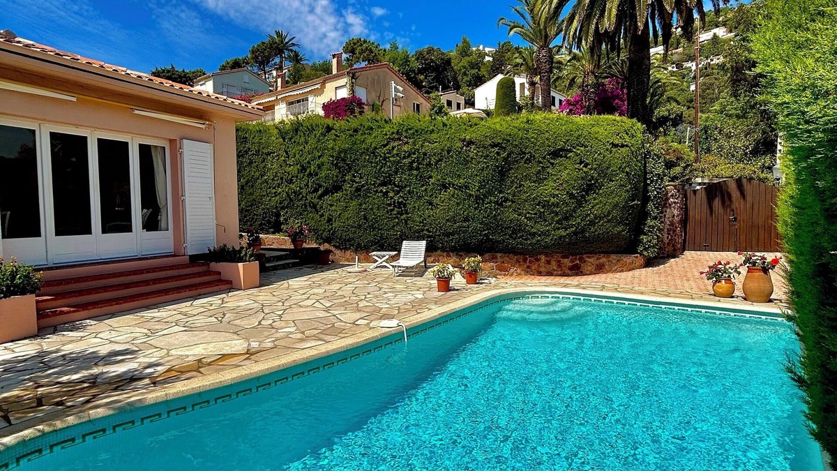 Espero-Pax Villa | Villa Janette, sea view & private pool