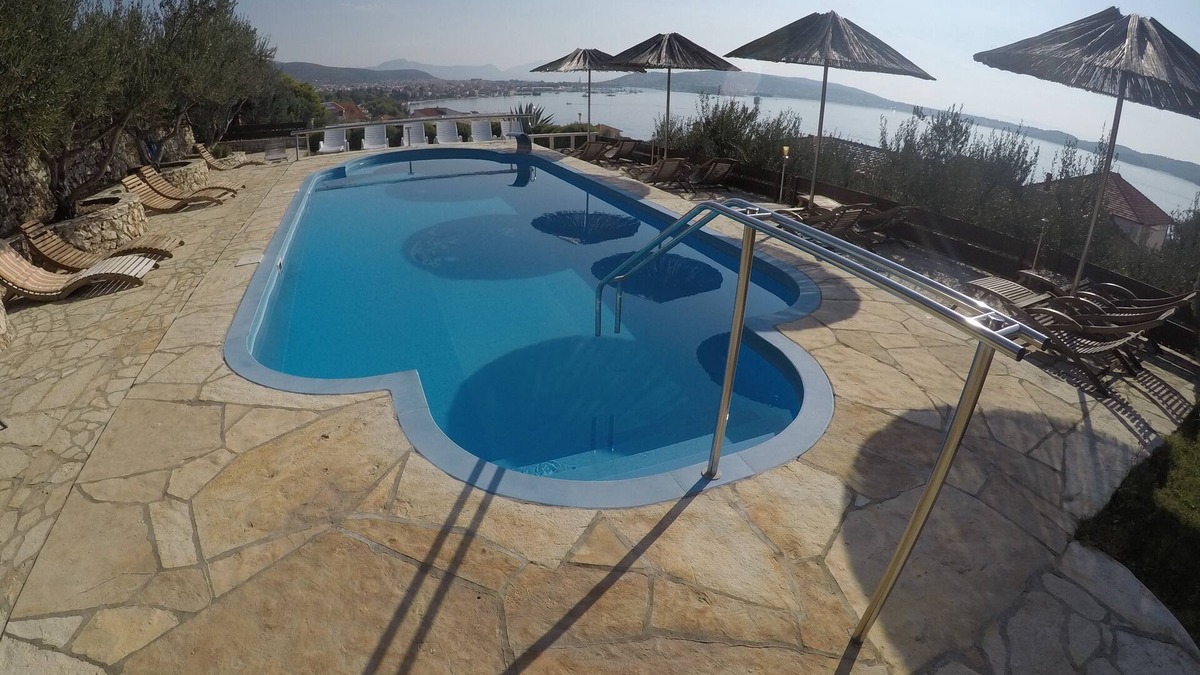 Seget Donji Apartment | Villa Julio's first floor two bedroom apartment no. one-with terrace towards sea