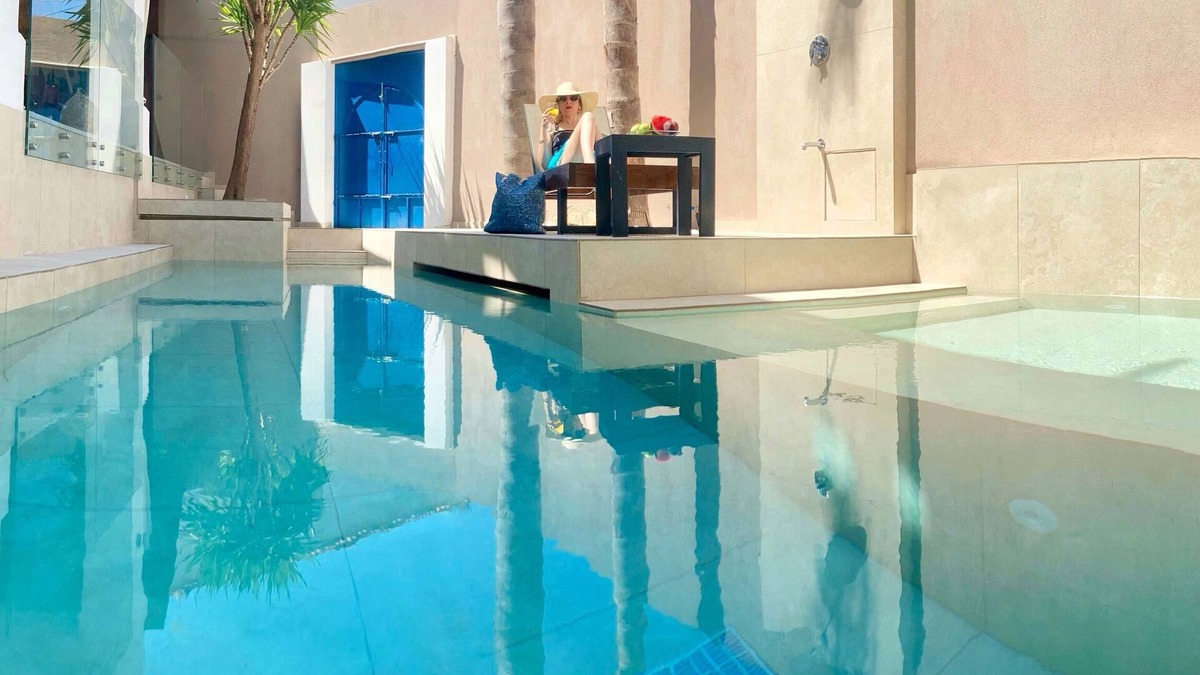 Loutra Villa | Villa Kallergi Athena 12 guests, concert piano&pool,sea view, 200+ year old vine