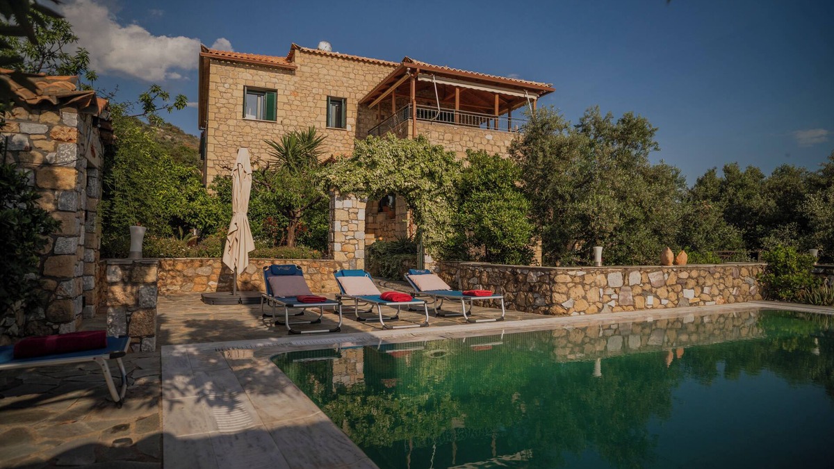 Lefktron House | Villa Kamares-a luxury family-friendly home with pool, and lots of outdoor space