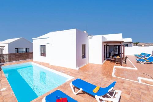 Matagorda Villa | Villa Kanak by Villa Plus