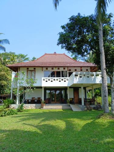 Cijulang House | Villa Kanari Batukaras