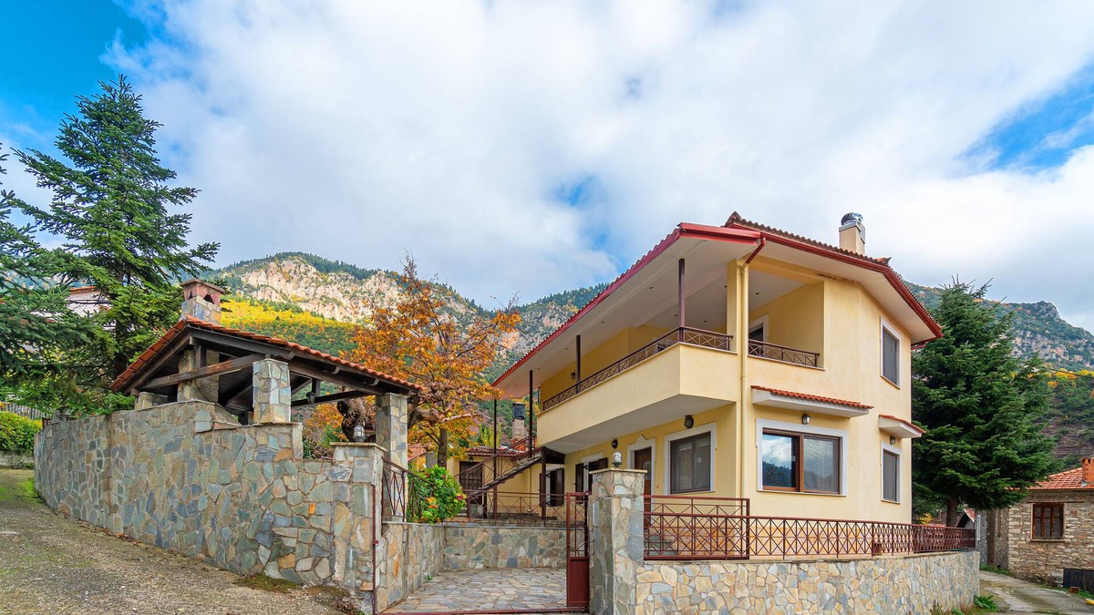 Kalambaka Villa | Villa Kleinos: A truly magnificent villa 30 minutes from Meteora Greece