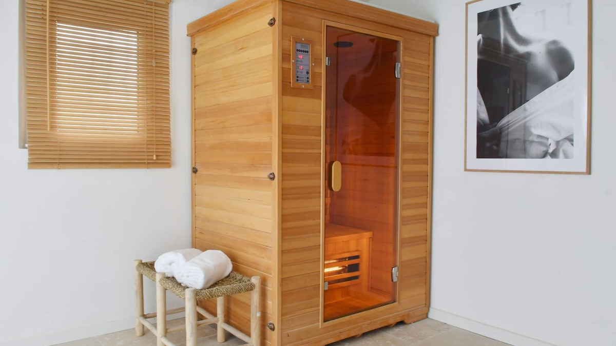 Lembras House | Villa l'Insolente- Luxury gite for couples-Spa-Sauna-Naughty games-Park 4000m2