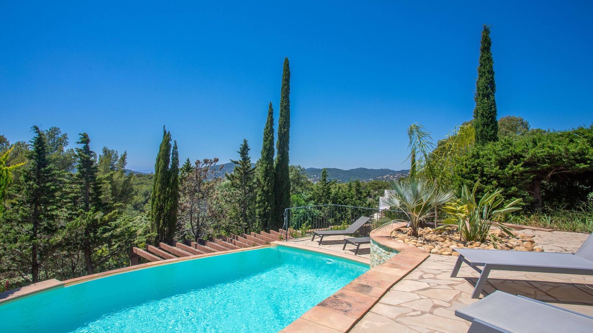 Antheor Villa | Villa 'La Colline' with Sea View, Wi-Fi and Air Conditioning