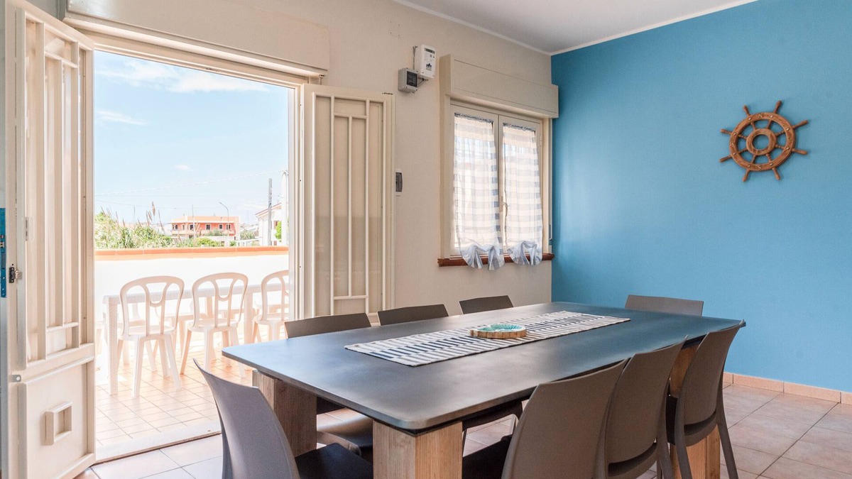 Licata Villa | Villa 'La Conchiglia' with Wi-Fi and Air Conditioning
