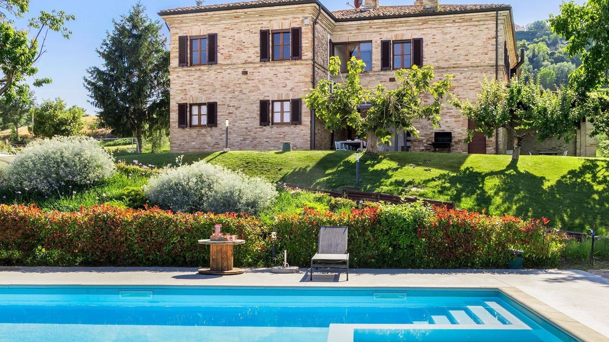 Ripatransone Villa | Villa La Fonte 14 with pool in the hills of Ripatransone, just 15 minutes from the Adriatic Sea