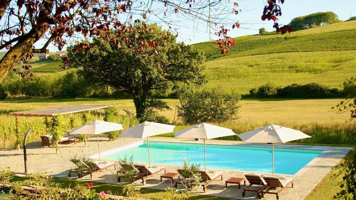 Costigliole d'Asti Villa | Villa La Mura | Luxury Pool by the Vineyards, Villa La Mura | Luxury Pool by the Vineyards