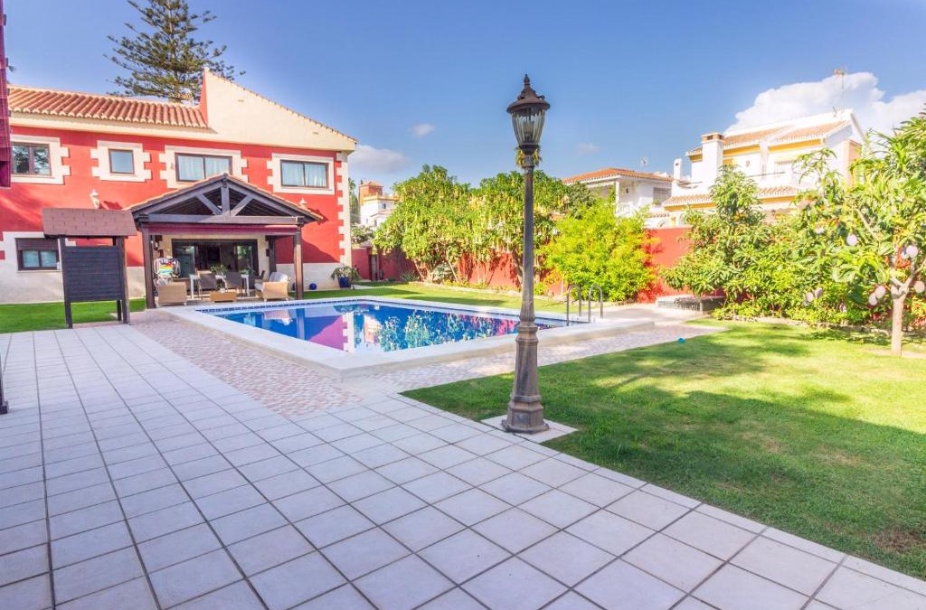 Torre de Benagalbon Villa | Villa La noria de mano