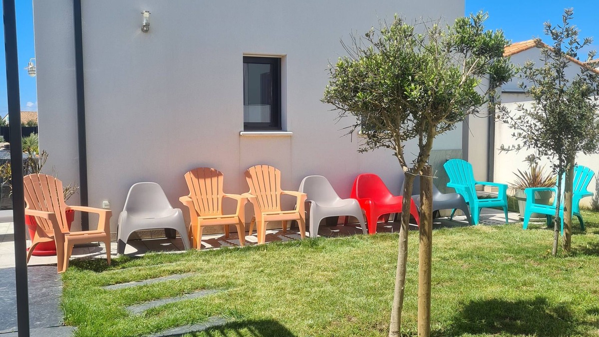 Bretignolles-sur-Mer House | Villa la palmeraie- Jacuzzi, BEACH 200 m walk !