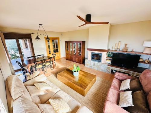 Albalate de Zorita Villa | Villa La Quinta de Albalate Rural Home