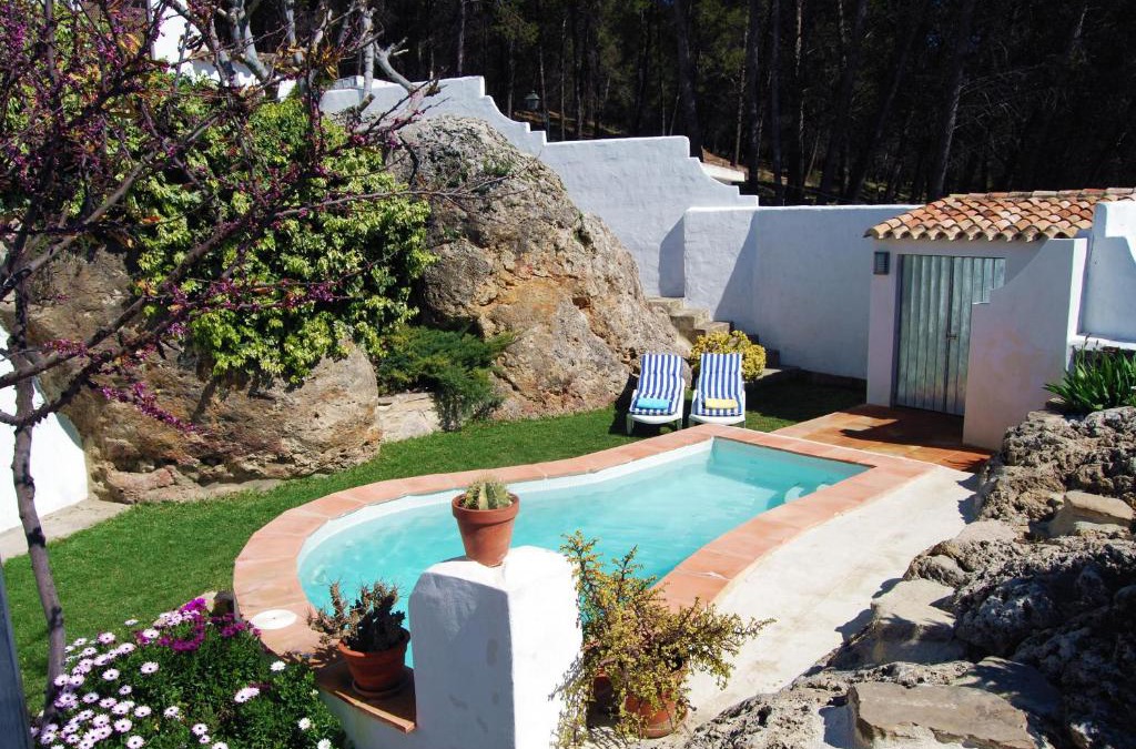 Montecorto House | Villa La Roca - A fusion of modern and typical Andalucian architecture