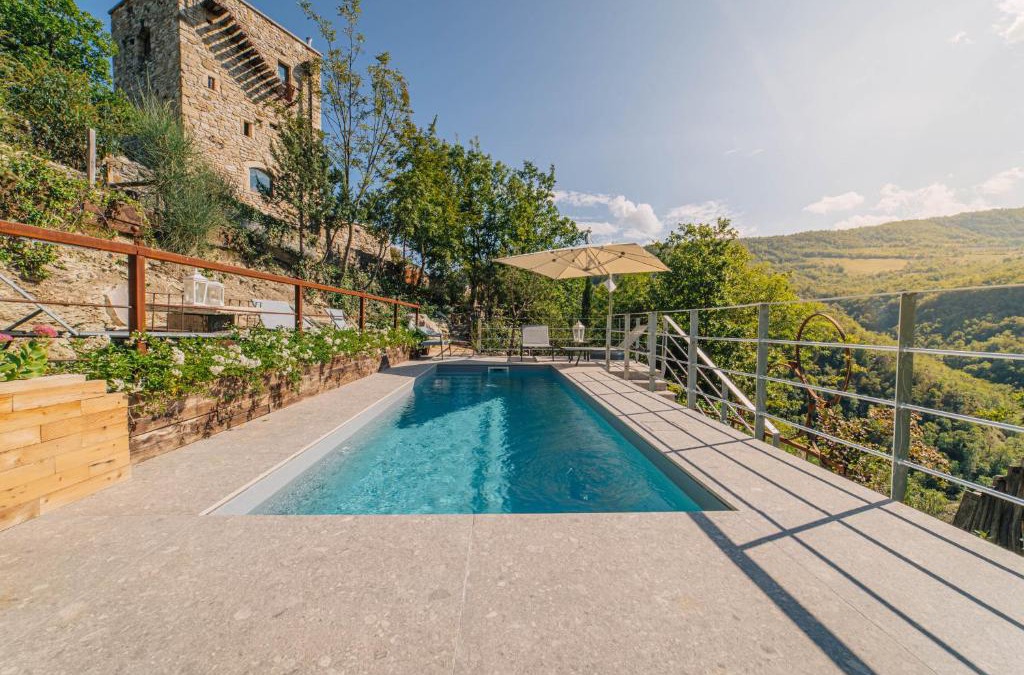 Montefortino Villa | Villa la Rocca by Mmega
