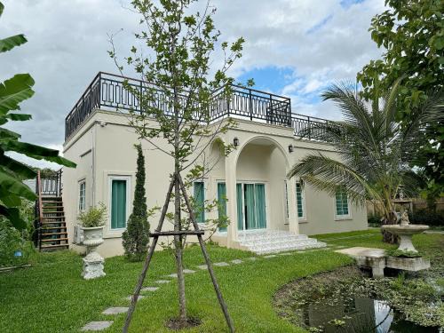 San Pa Thong Villa | Villa Lacroix Organic Farm