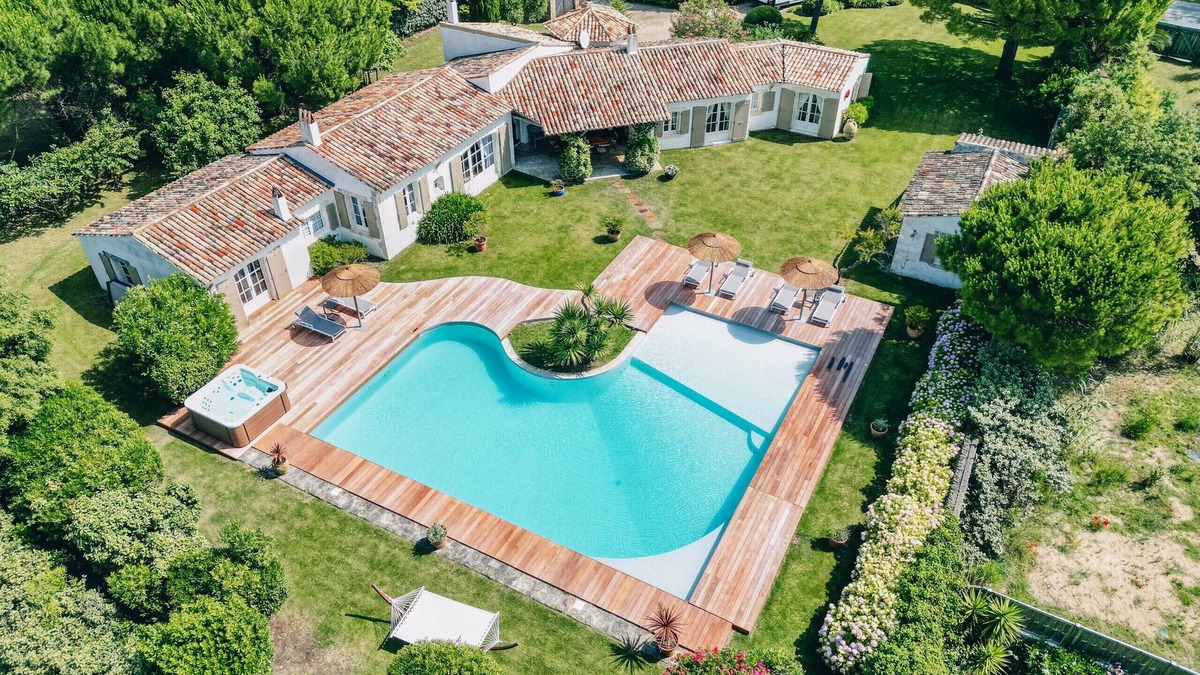 Les Portes-en-Re Villa | Villa Lady - Pool & Jacuzzi