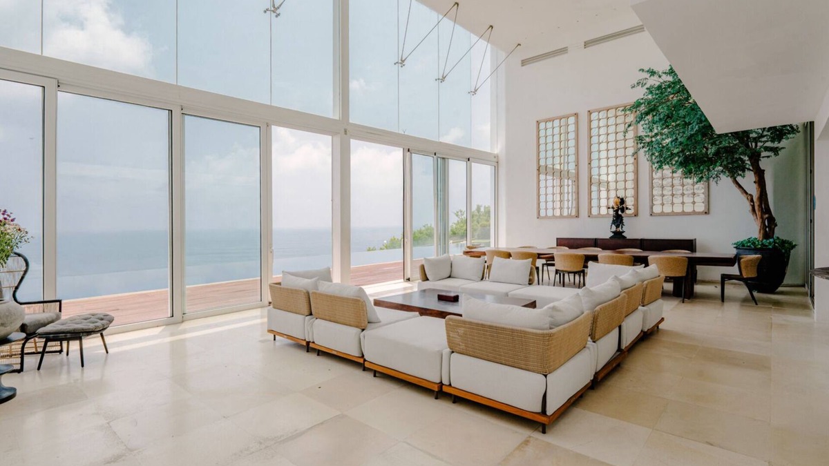 Kutuh Villa | Villa Latitude Bali Perched on the edge of paradise, luxury cliff-top villa