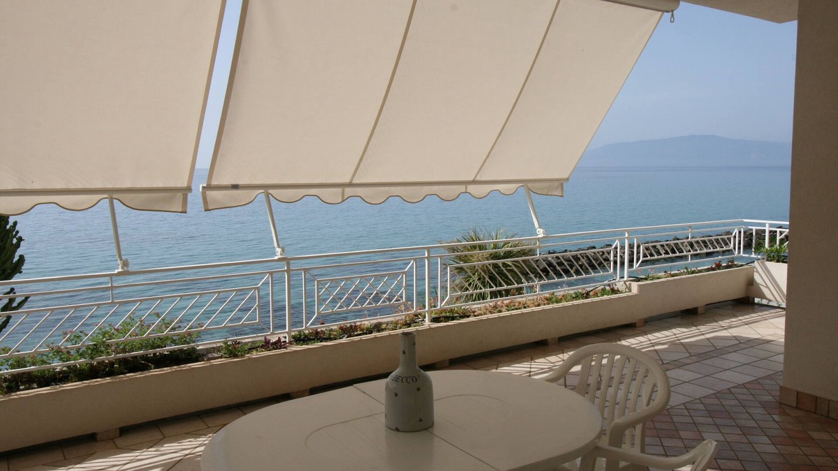 Pizzo Villa | Villa Laura PT - directly by the sea