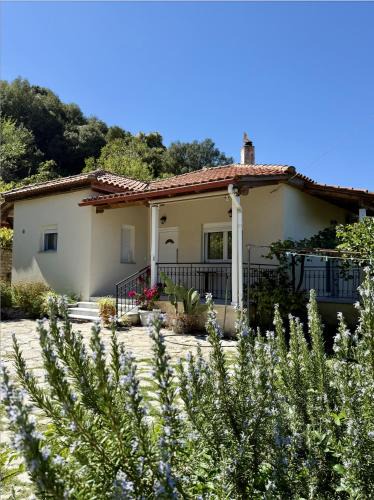 Fanari House | Villa Lazaros