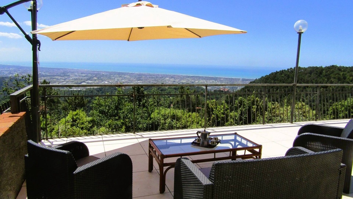 Camaiore Villa | Villa Le Ginestre -Splendid