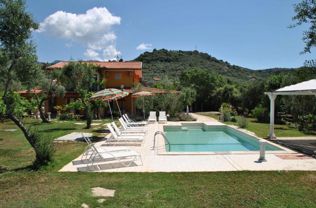 Itri Villa | VILLA LE VIGNE con piscina privata