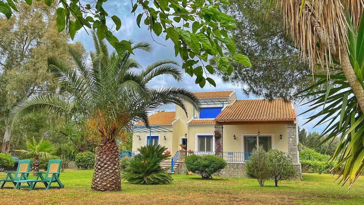 Melikia Villa | Villa Lefka – Stunning Seaside Villa in Corfu with Private Gardens