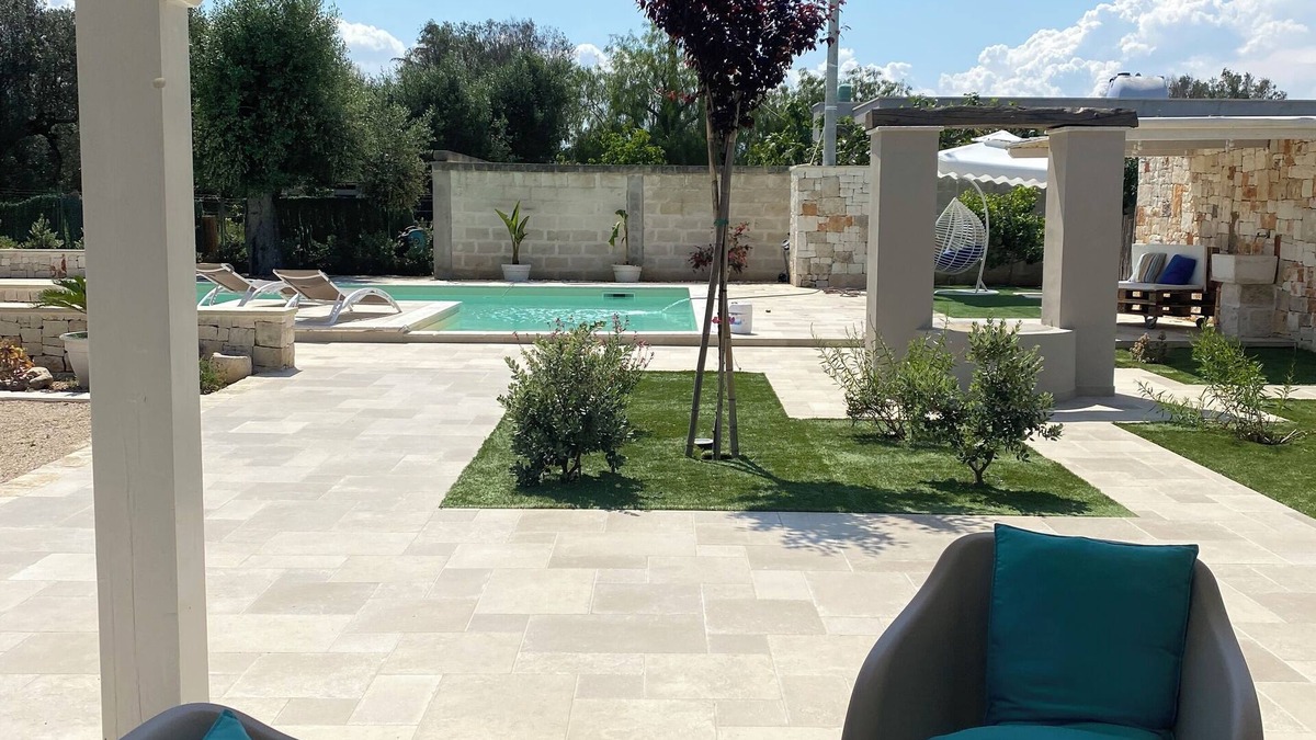 Latiano Villa | Villa Leone holiday house with pool