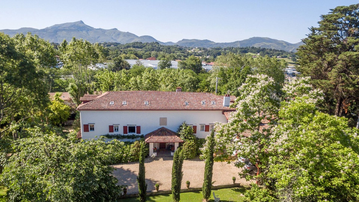Behobie House | Villa LES CYPRÈS - Villa with pool, Urrugne