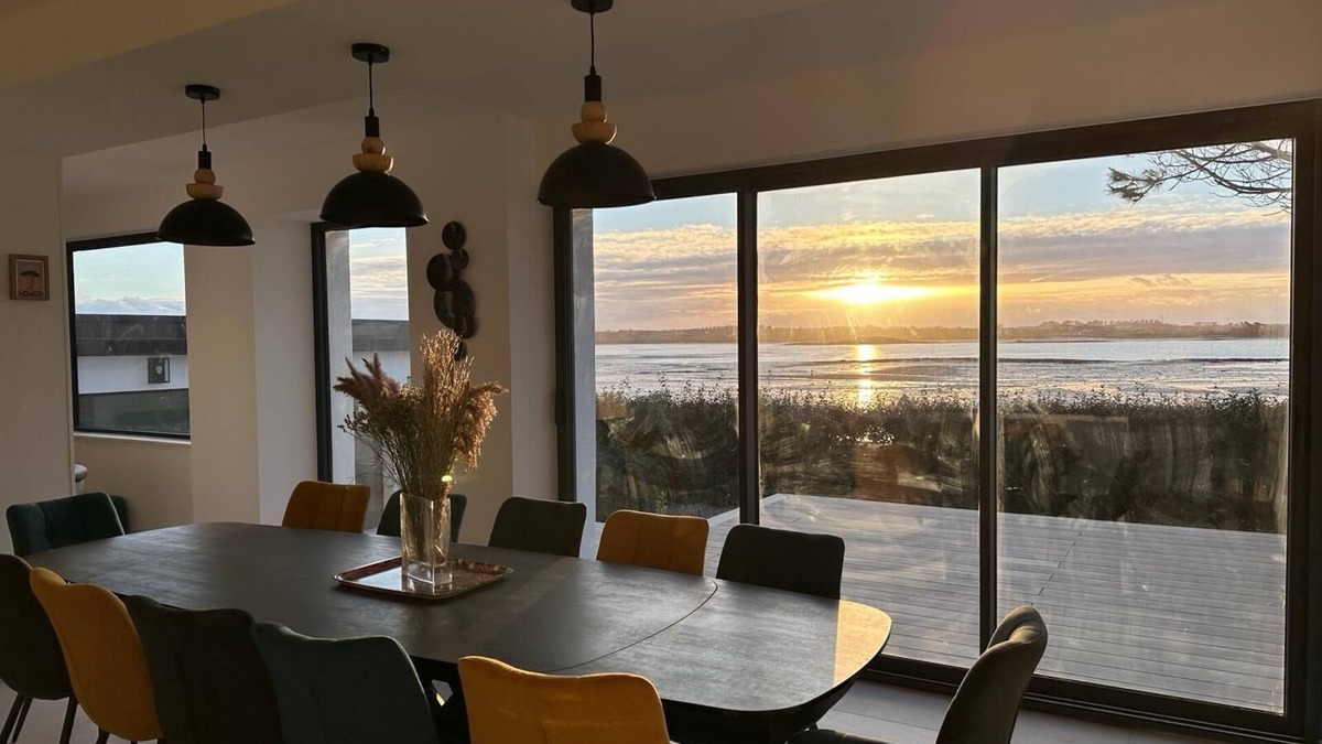 Carantec Villa | Villa Les Dunes : vue Incroyable et Accès Direct à la mer