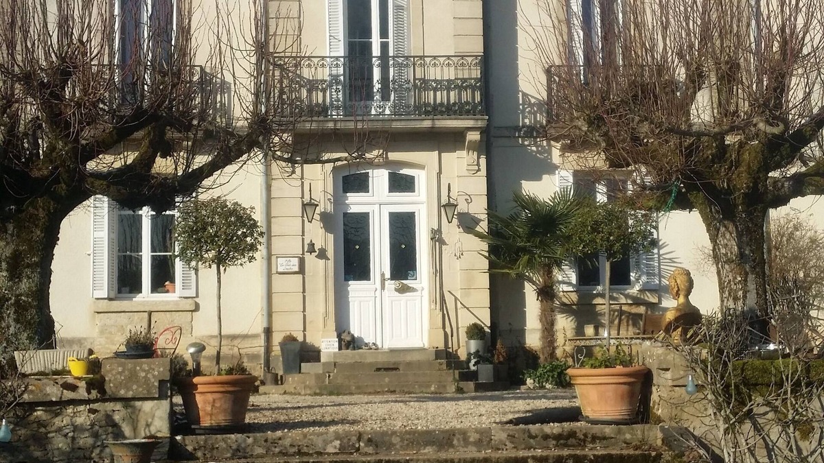 Barbirey-sur-Ouche Villa | Villa les pieds dans l'ouche