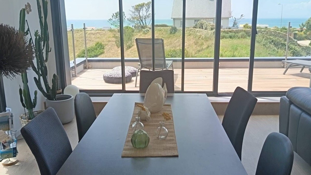 Gouville-sur-Mer Villa | Villa "Levia" Cosy & Sea View