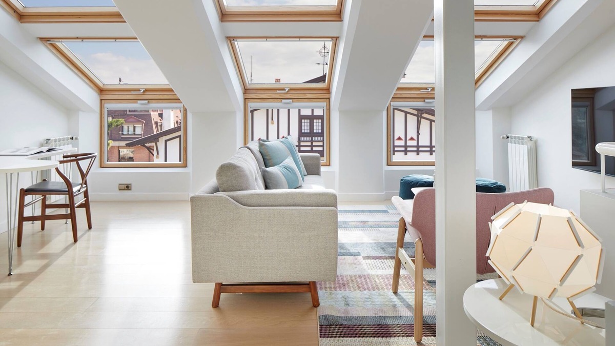 Antiguo Villa | Villa Loretopea by FeelFree Rentals