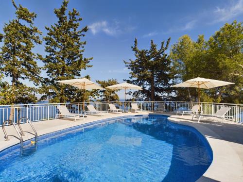 Velilla-Taramay Villa | Villa Los Pinos Almuñécar