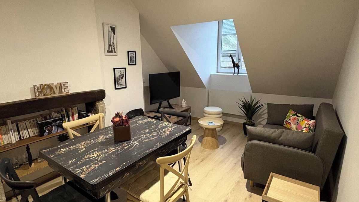 Aubusson Apartment | Villa Louana 4: fully equipped, in the heart of town