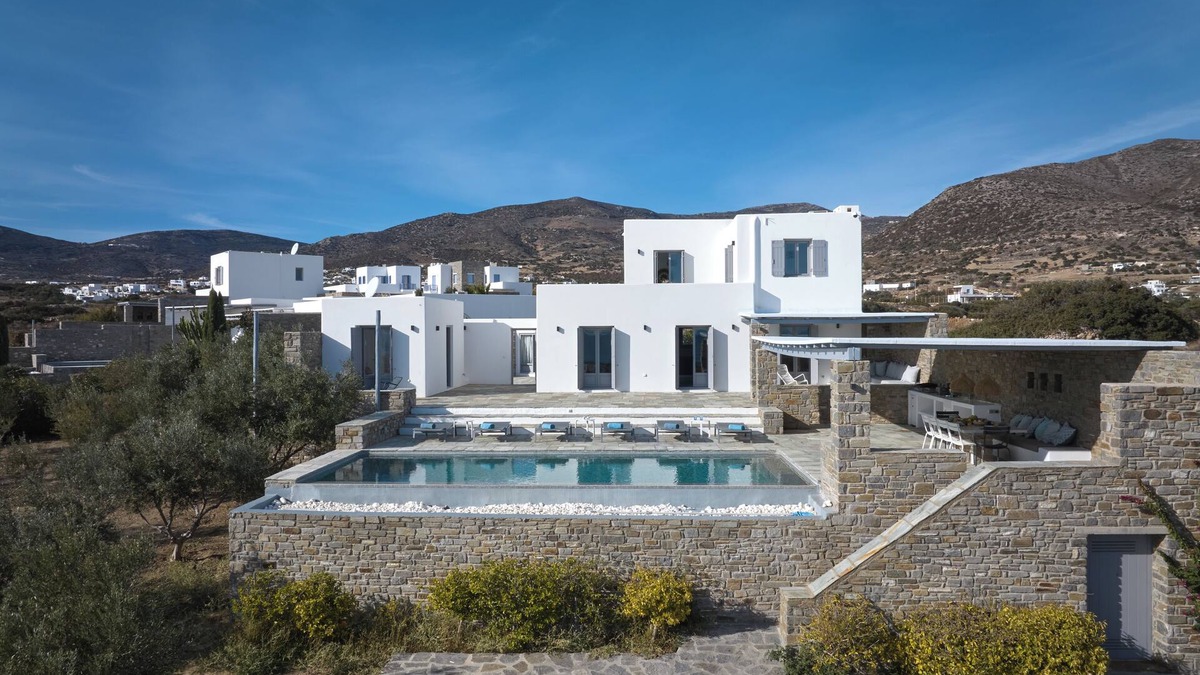 Drios Villa | Villa louise, sea view, swimming pool, sleeps 12, near Drios
