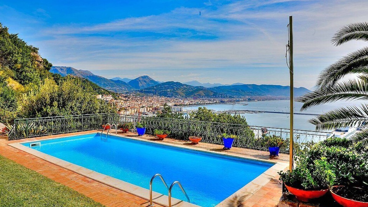 Vietri sul Mare Villa | Villa Lucentia: A charming villa situated in a quiet location, a few minutes from the town center, with Free WI-FI.