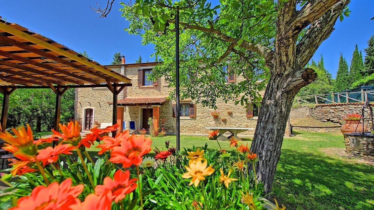 Arezzo Villa | Villa Luciano - Holiday Country Villa in Arezzo