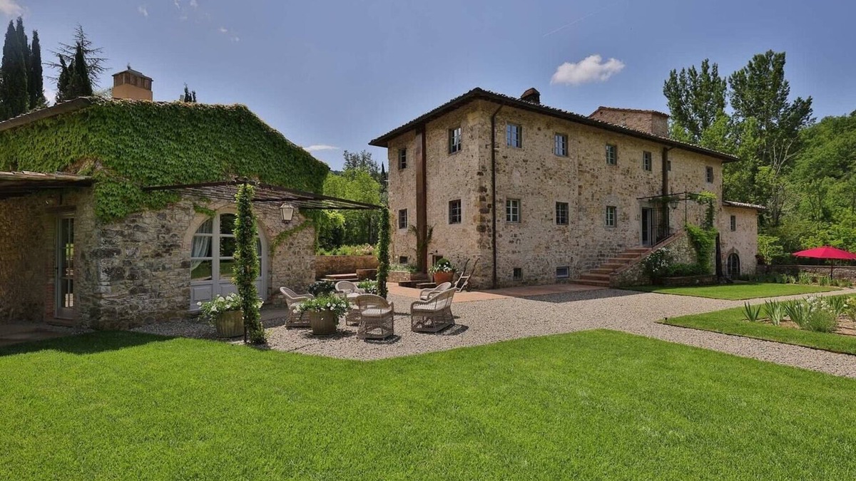 Sambuca Villa | Villa Lusso - Private villa with pool in Tuscany