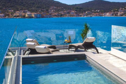 Vinisce Villa | Villa Lux