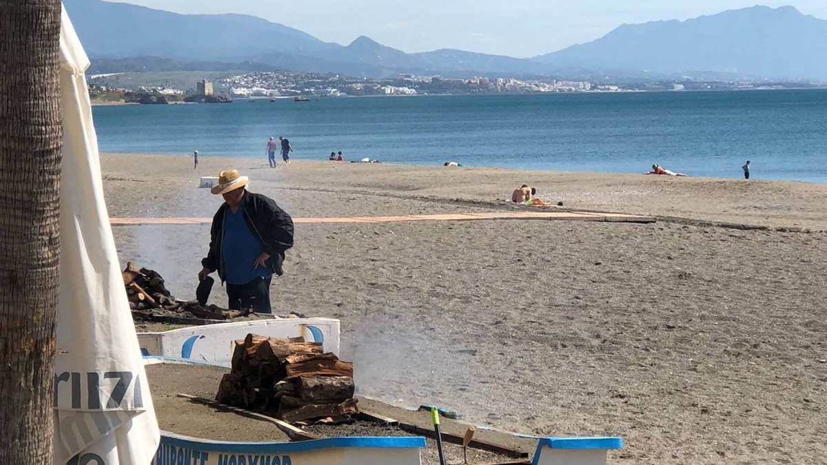 San Luis de Sabinillas Condo | Villa Matilde Modern 2 Bedroom Apartment Close to Beach