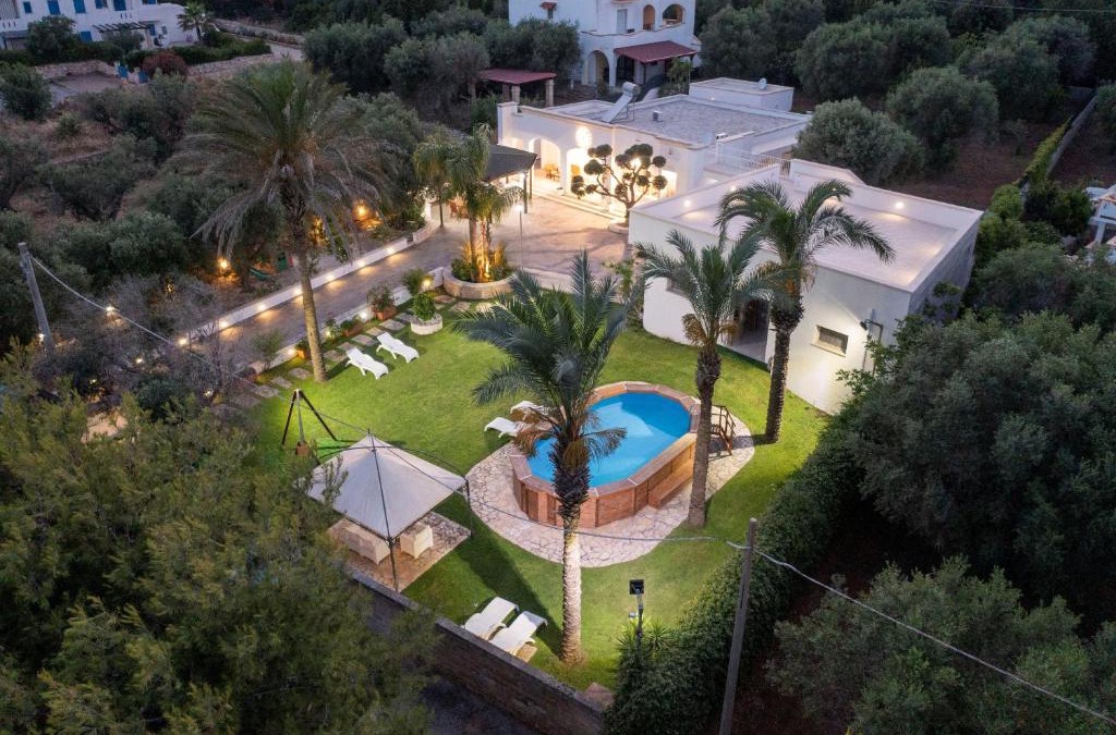 Marina di Novaglie Villa | Villa Machri - Con Piscina Privata E Ampio Giardino Vicina Al Mare