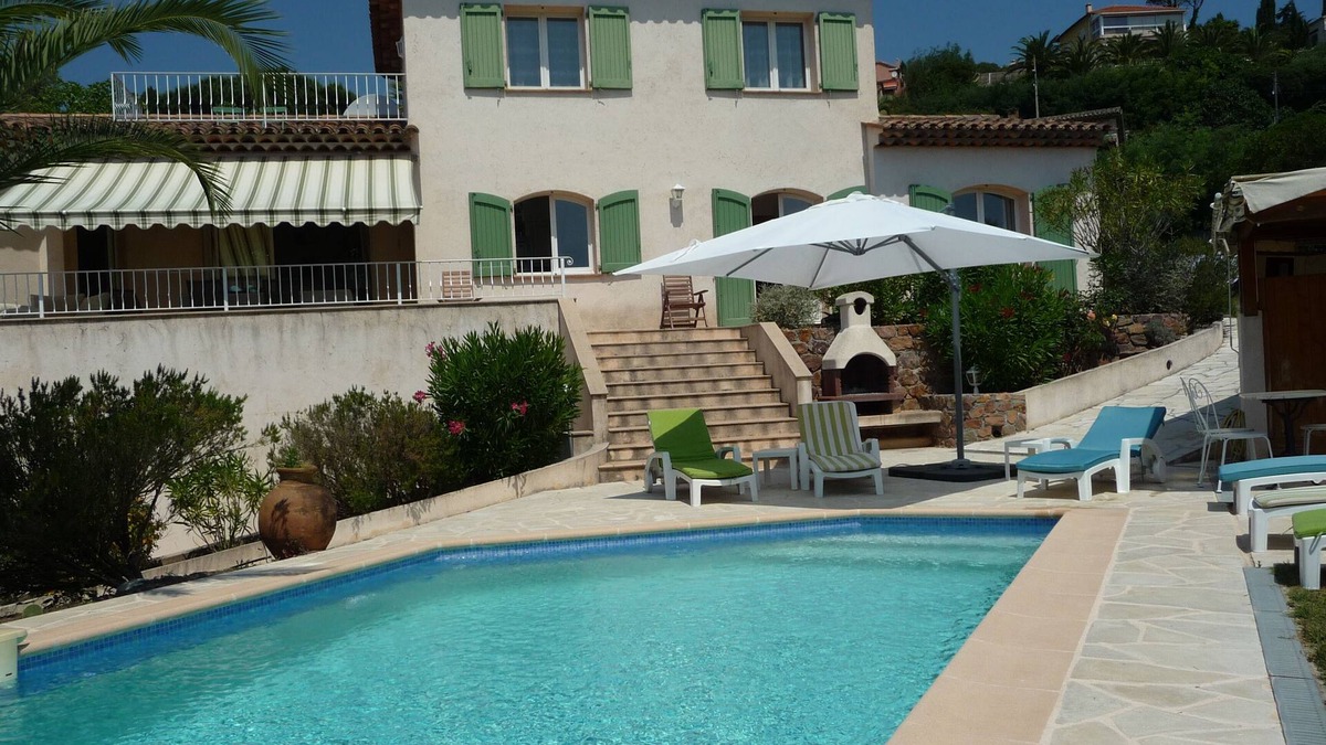 Les Termes Villa | Villa: Mandelieu LaNapoule, Air Conditioning, Private Pool, Sea, Esterel Views,
