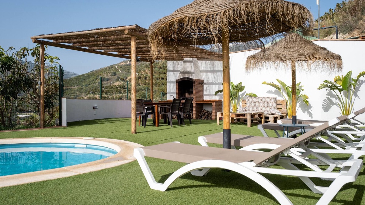 Cutar Villa | Villa "Mango" with Private Pool & Wi-Fi