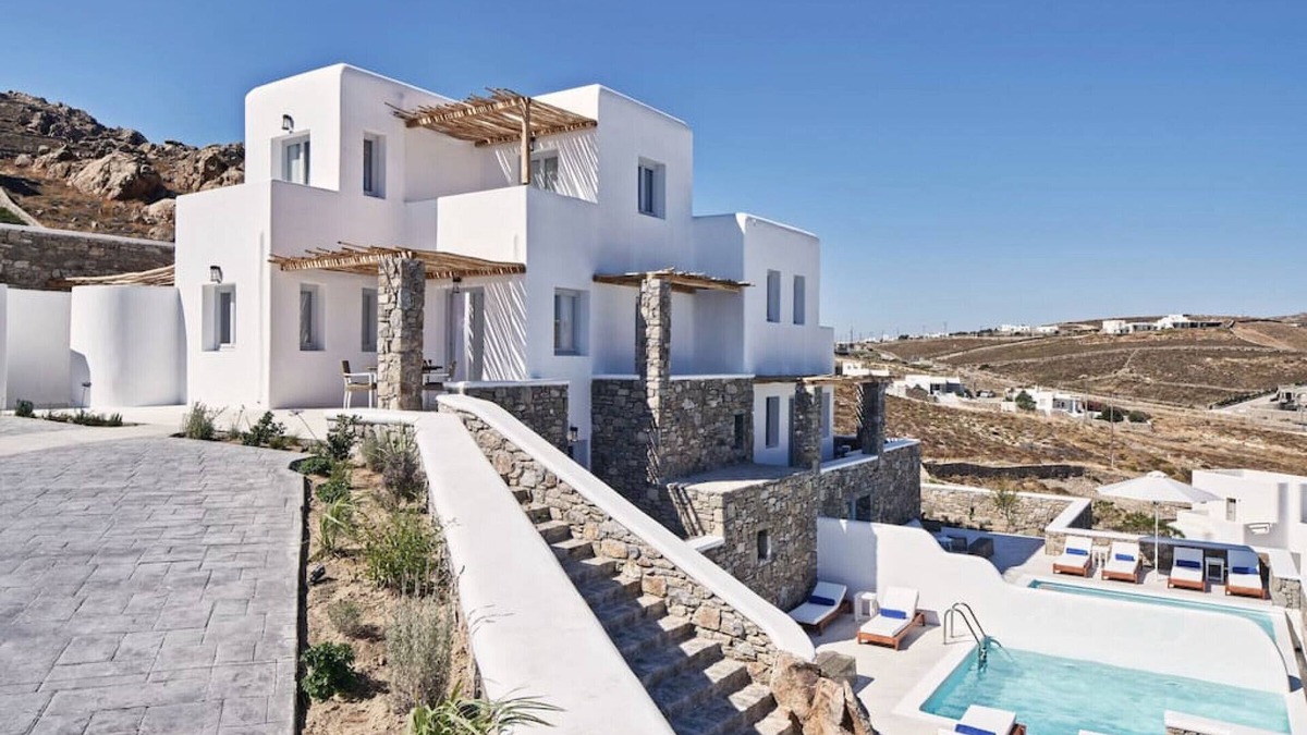 Paraga Villa | Villa Manzil - 3BD, Luxury villa, near beach Elia