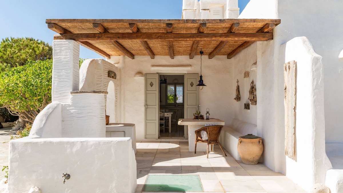 Glisidia Villa | Villa 'Mari Art Cycladic Villas - Aeolos' with Sea View, Wi-Fi and Air Conditioning
