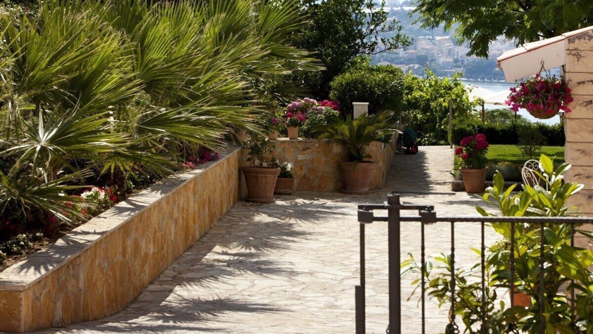 Podstrana Villa | Villa Maria:Luxury villa with pool, sauna and adorable view in Split