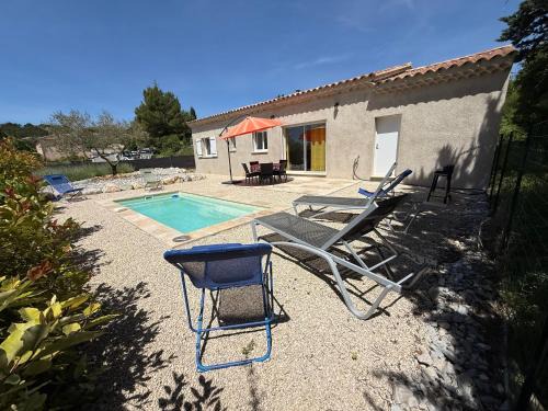 Mormoiron Villa | Villa Maria - Piscine - Wi-Fi - Proche Ventoux - Ideal Cyclistes