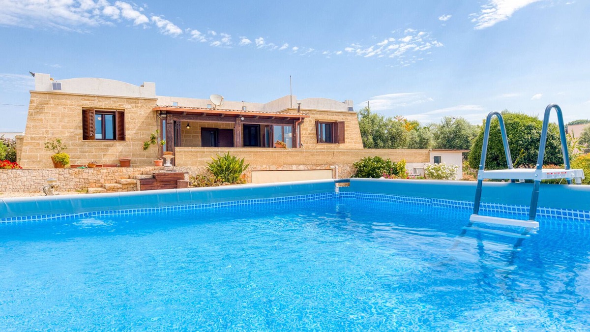 Torre Pali Villa | Villa 'Marilor' with Sea View, Wi-Fi and Air Conditioning