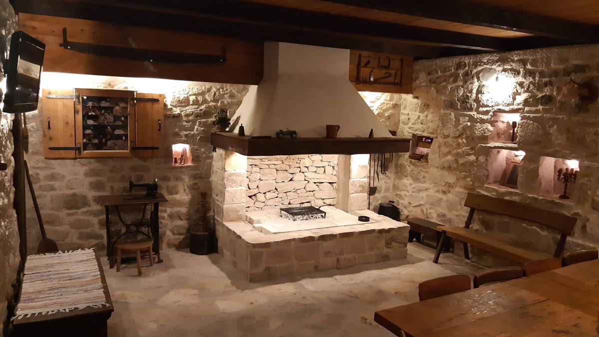 Lecevica House | Villa MariLu- Family house (82991-K1) - Lecevica