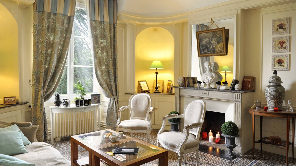Saint-Jean-le-Blanc Hotel | Villa Marjane
