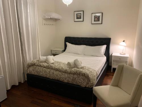 Santo Stefano House | VILLA MASI Rental Rooms